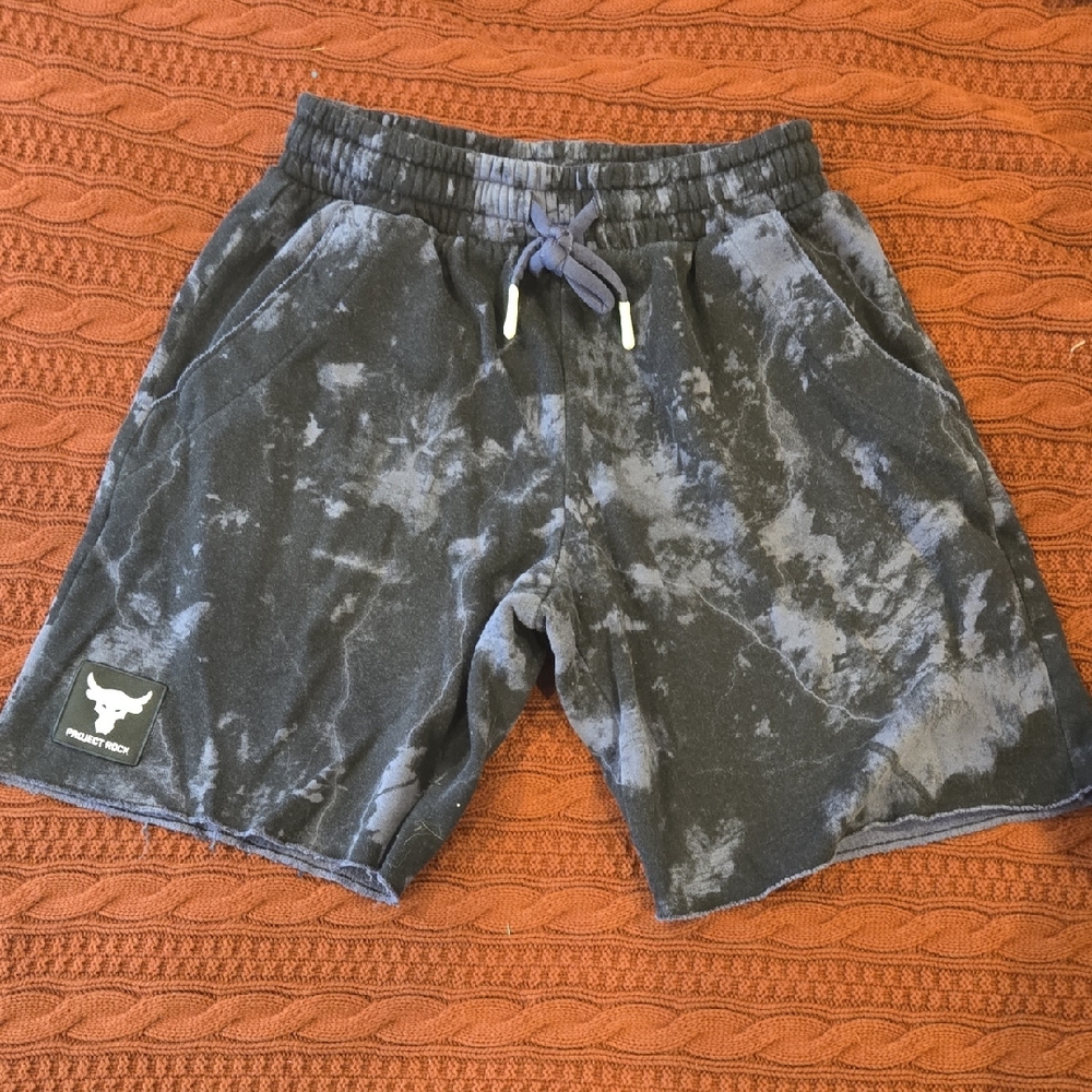 Under Armour Men's Black and Gray Athletic Shorts